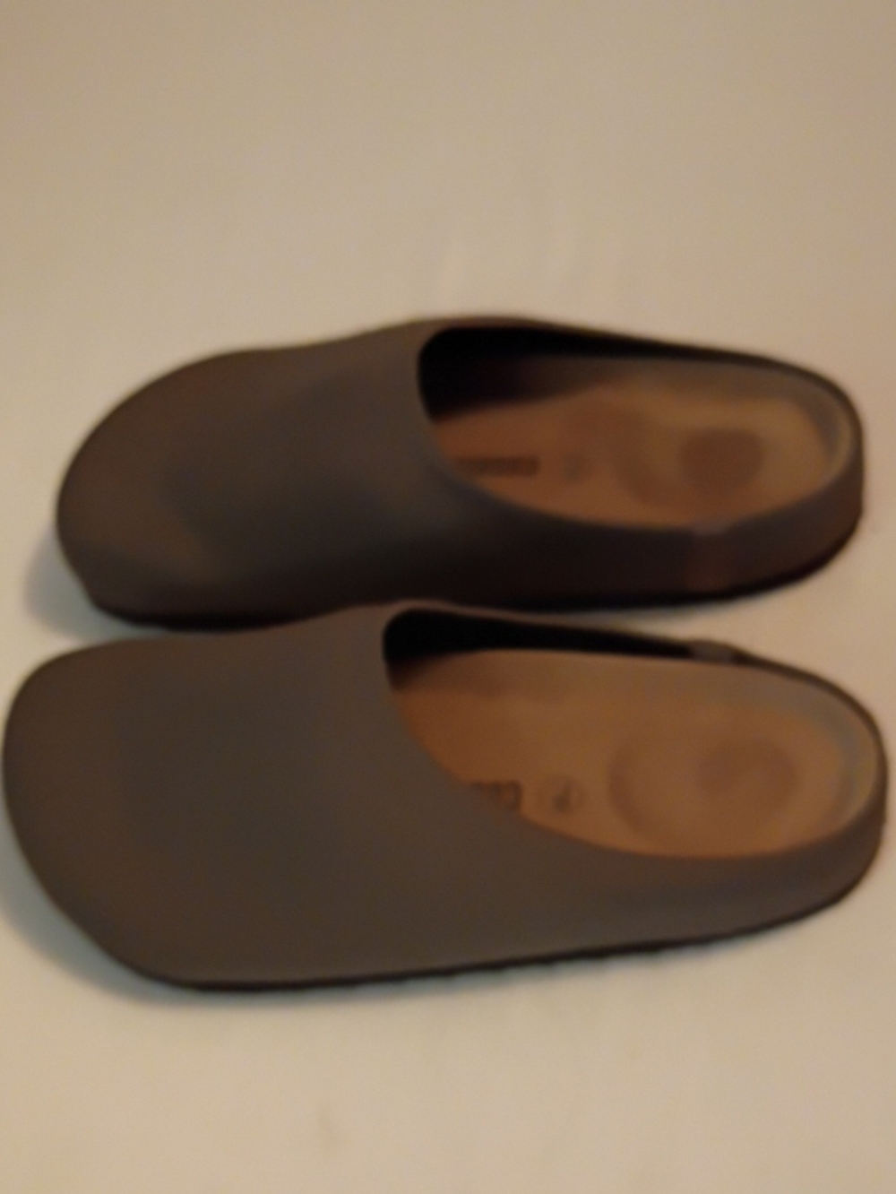 Cushionaire Mules 7W